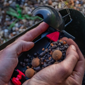 Kŕmna raketa SPOMB Midi X - stredná plus